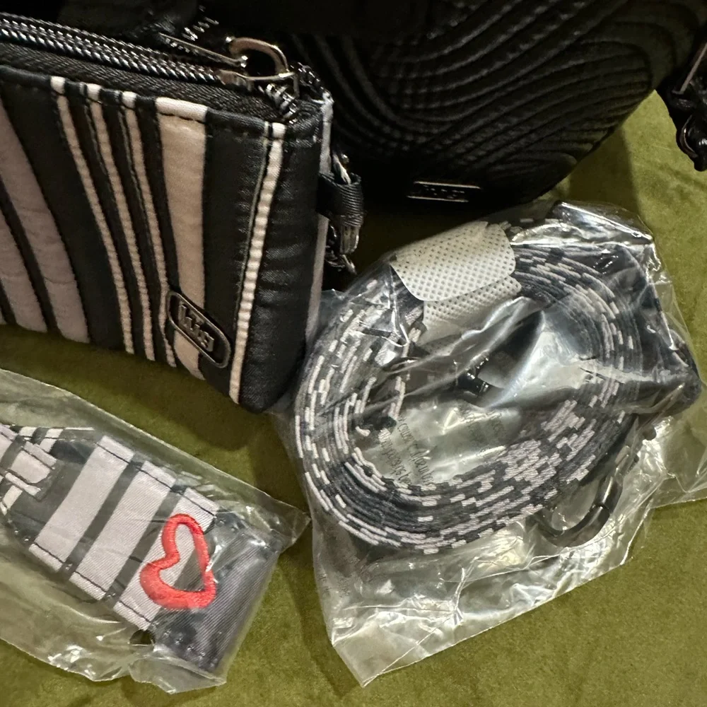 New! Lug Coupe Convertible Crossbody/Sling/Hip Bag - Picture 14 of 16